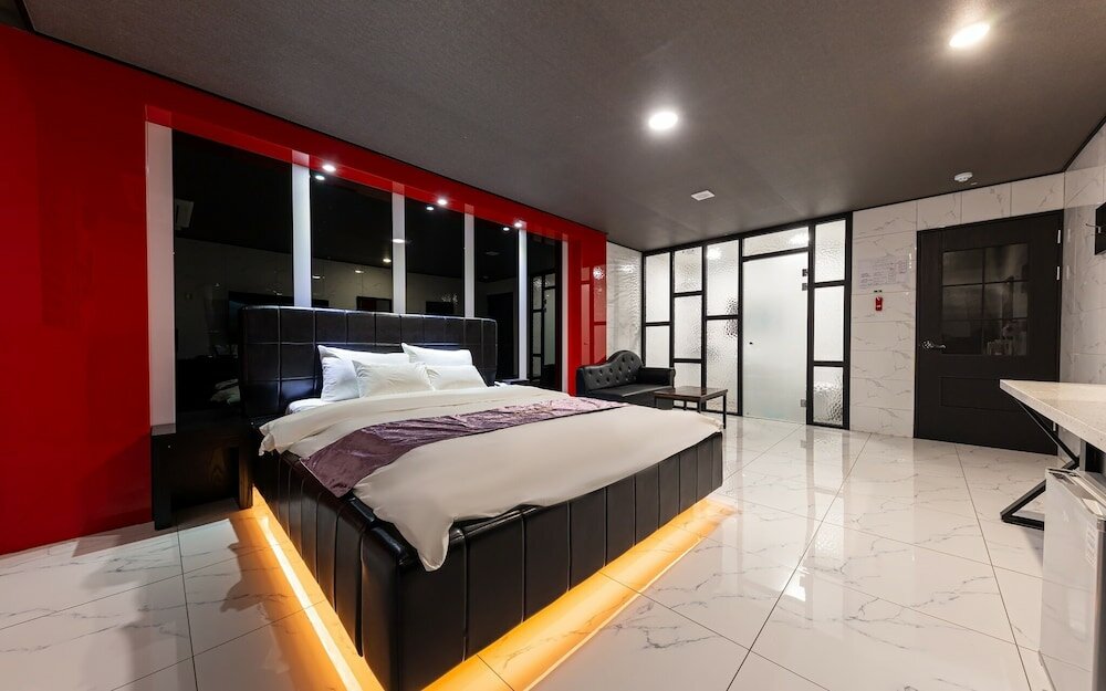 Фото Pyeongtaek Coco Self Check-in Motel