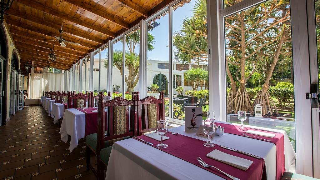 Фото Hotel Rey Carlos