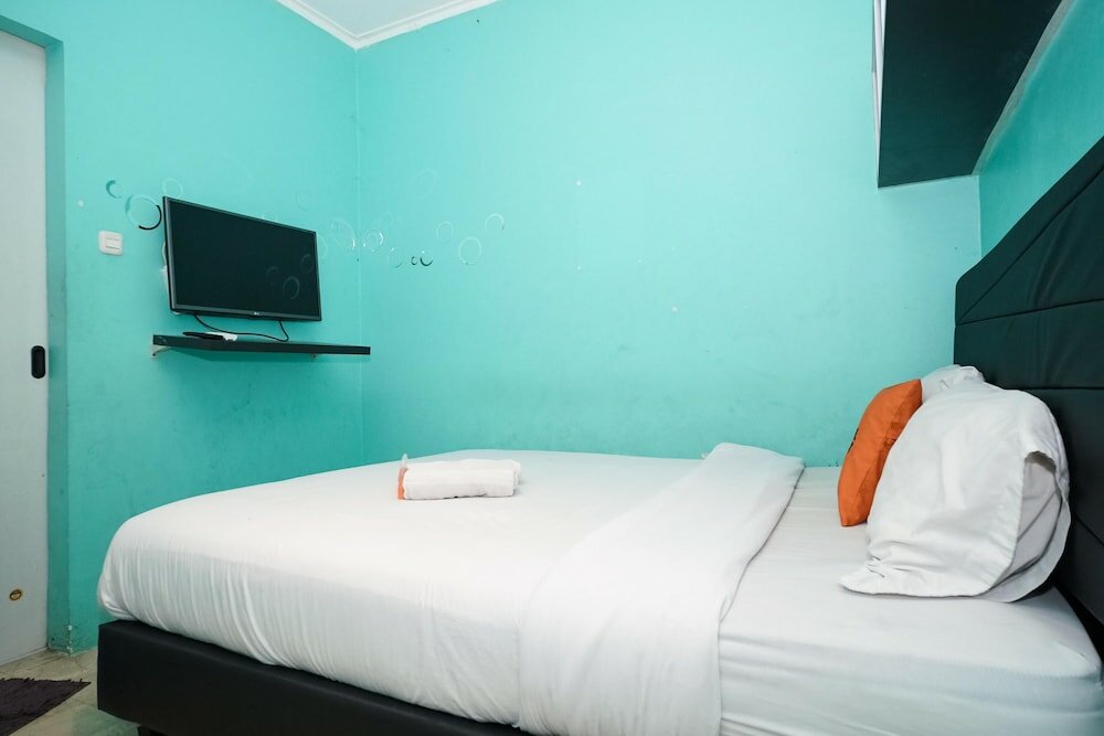 Фото KoolKost near Universitas Binus