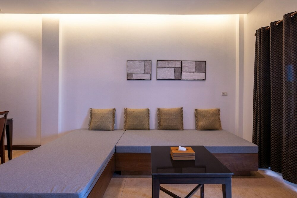 Фото Rose Bay Resort