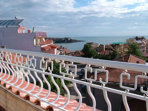 Фото Дом Младенови