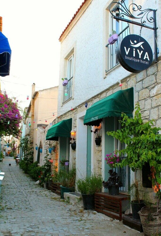 Гостиница Alacati Lavender Butik Hotel в Чешме