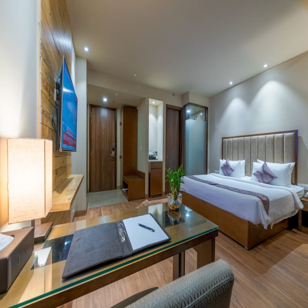 Фото Hotel Cachar Club by Siara