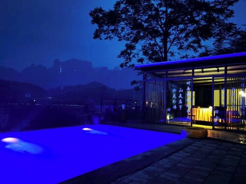 Гостиница Tujia folk houses в Хунани