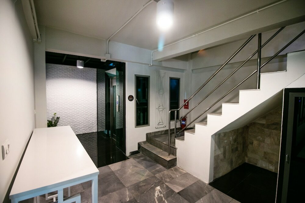 Фото Fine Bed Hotel