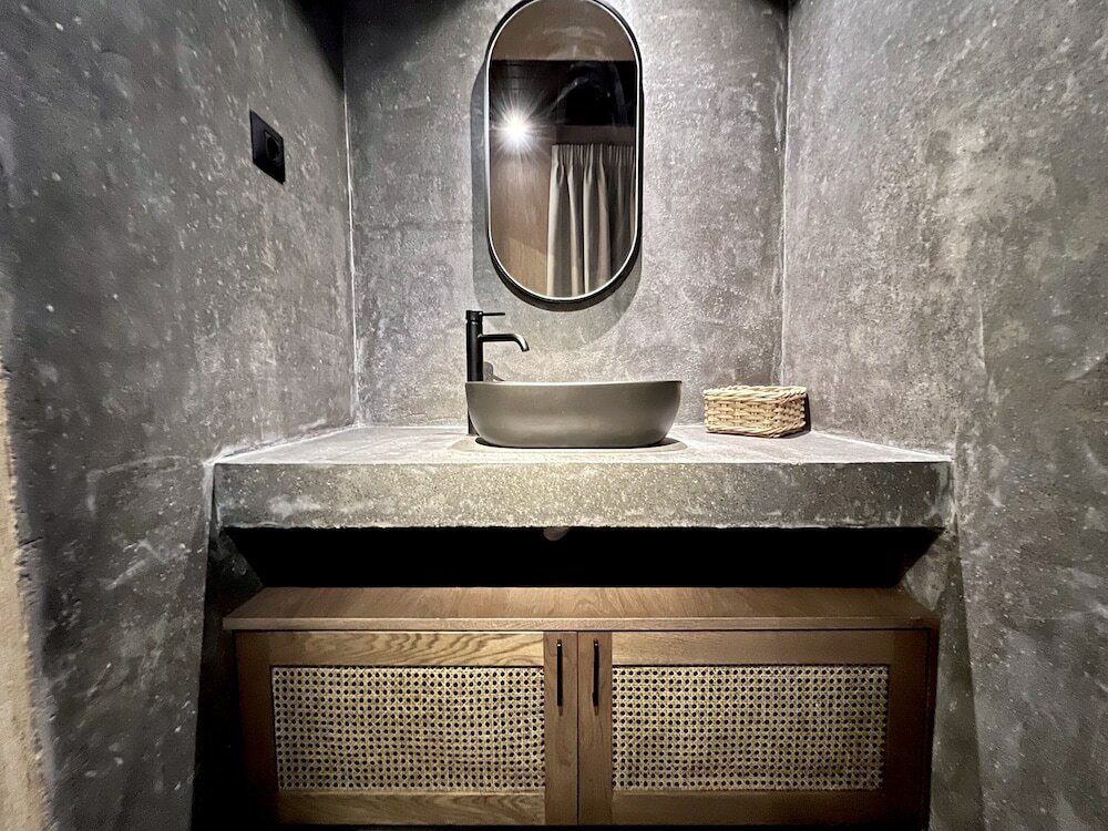 Фото Psamathi L&t