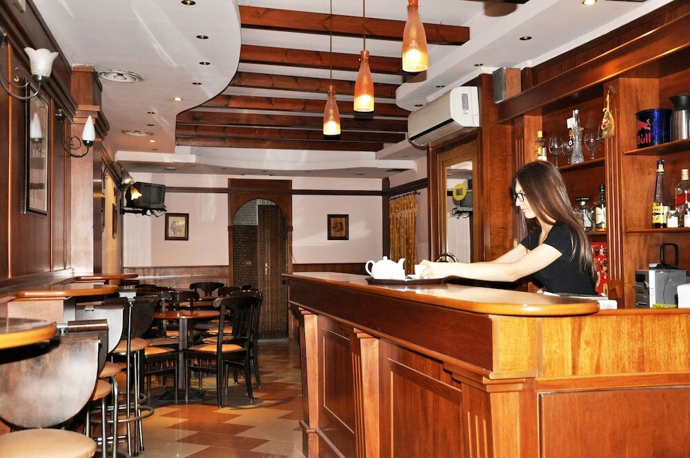 Фото Hotel Lugano Tirana