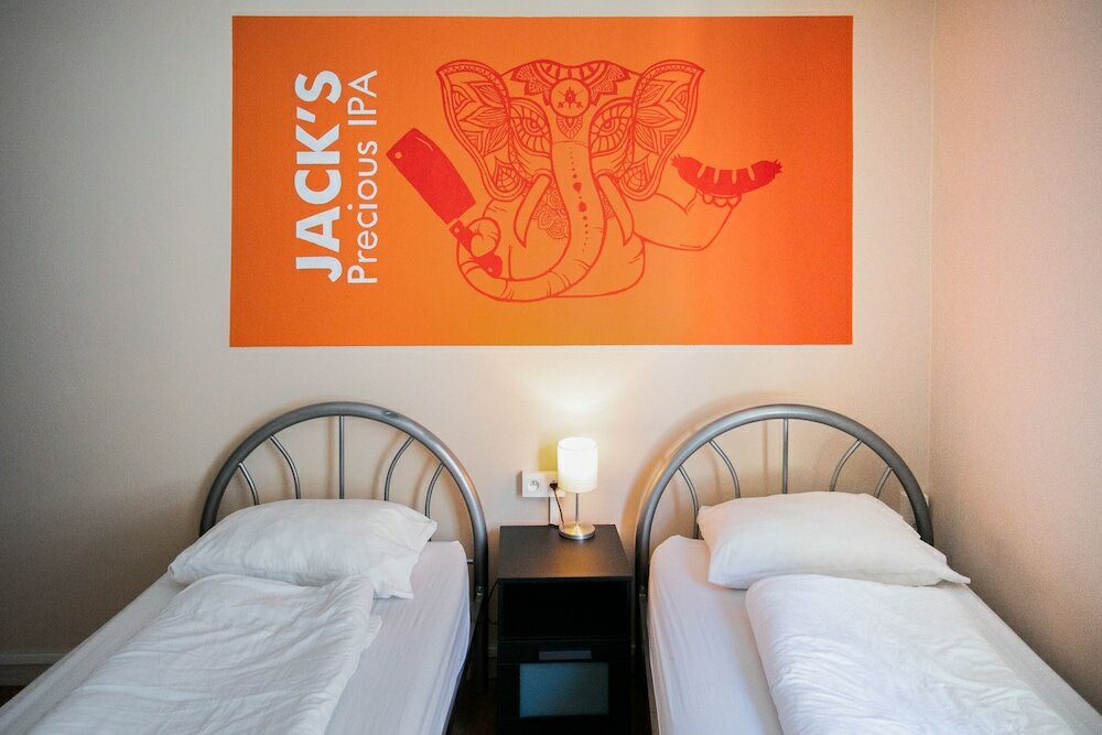 Фото St Christopher's Inn Bauhaus Budget Hotel - Hostel