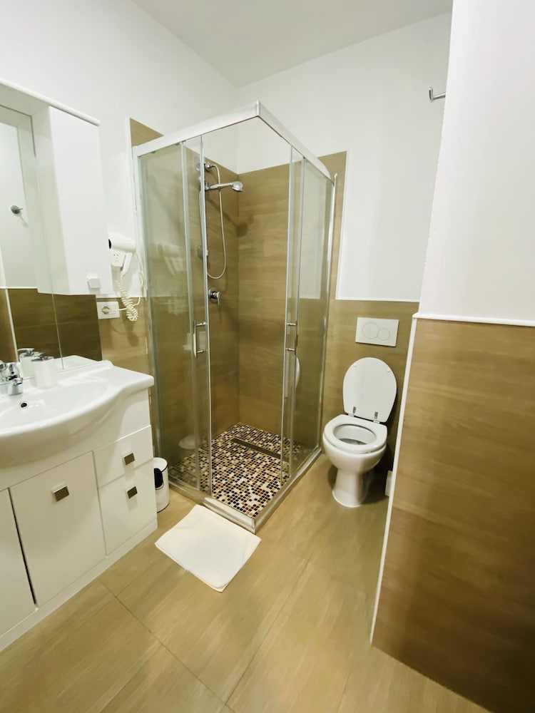 Фото Hello Home Guesthouse