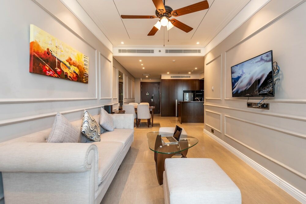 Фото Neo Classic Condo