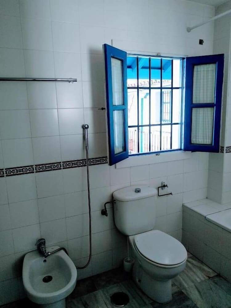 Фото Wish-Suite Juderia de Sevilla Apartment