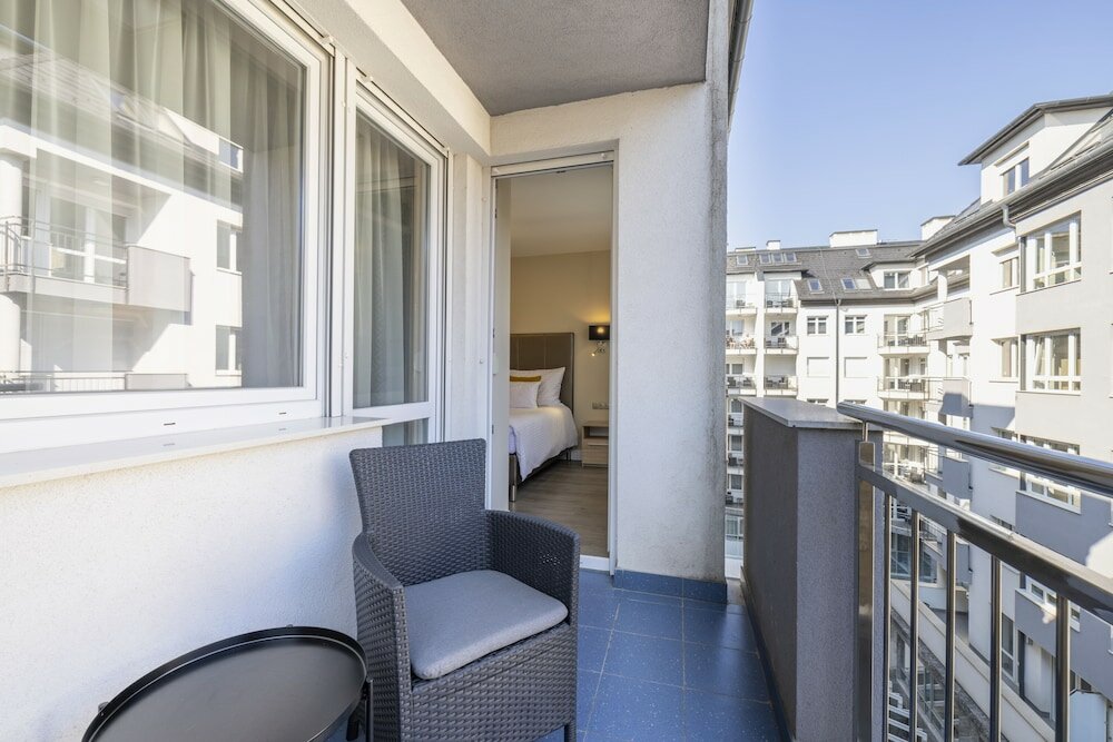 Фото Silver Crown Hotel & Residence