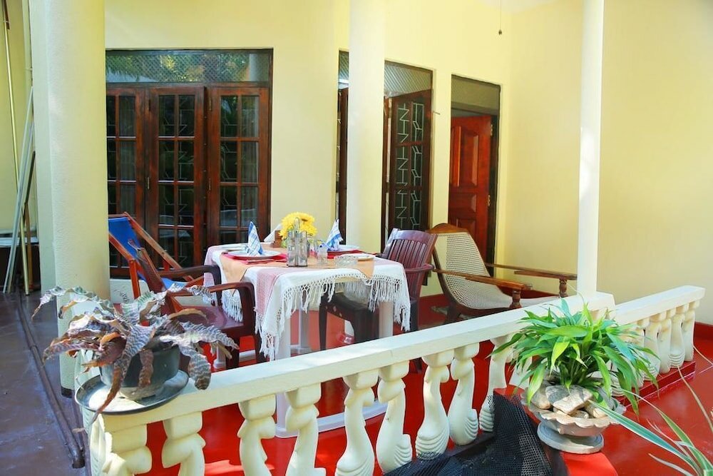 Фото The One Apartment