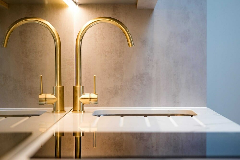 Фото Marble Arch Suite 9-hosted by Sweetstay