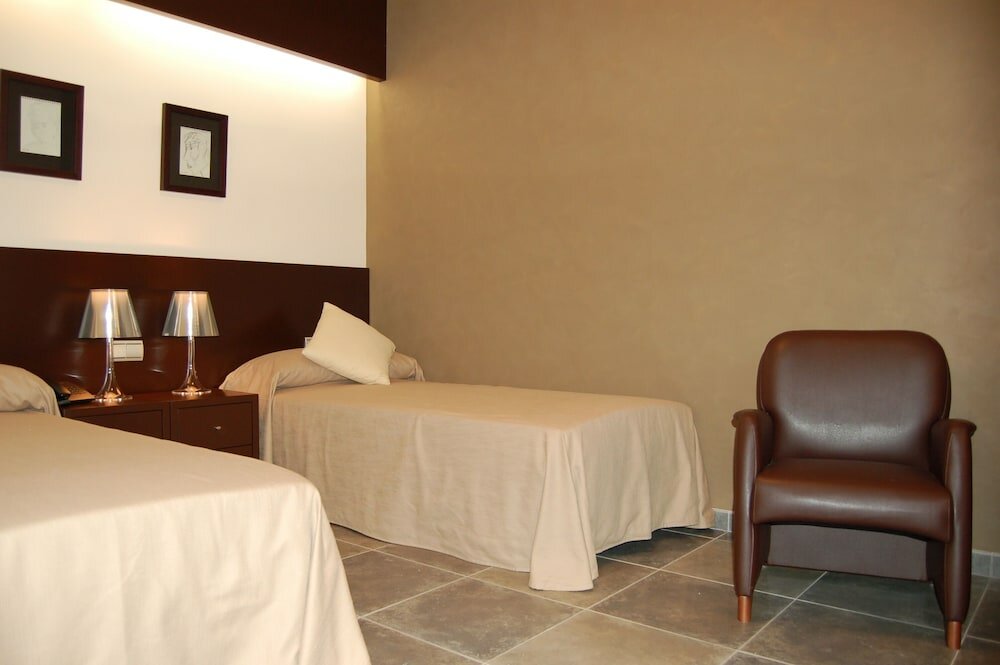 Фото Hotel Font Salada