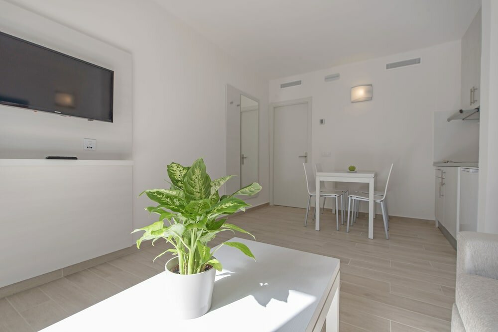 Фото Отель Thb Flora Aparthotel