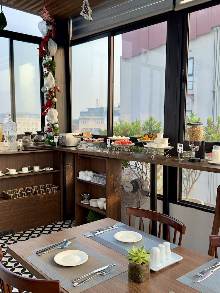 Фото The Cosy Inn Hanoi Hotel