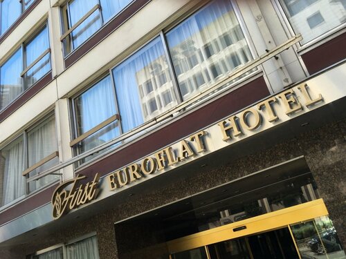 Гостиница First Euroflat Hotel в Брюсселе