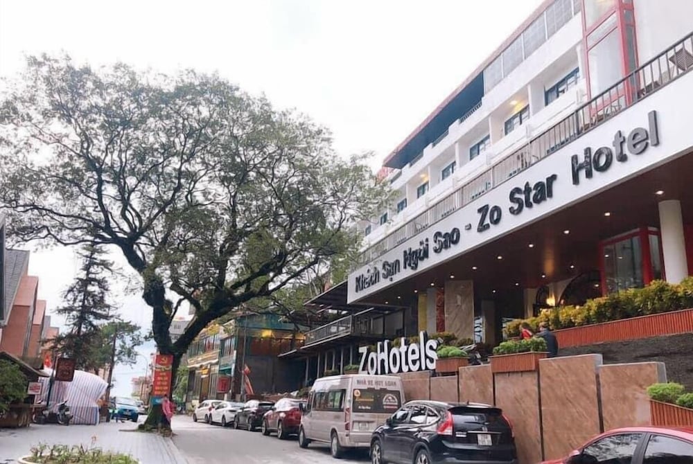 Фото отеля 1