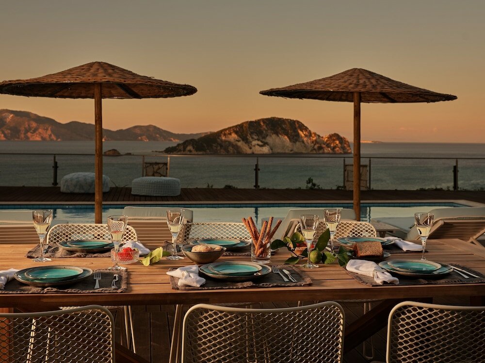 Фото Serenus Luxury Villa