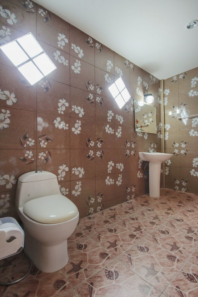 Фото Oyo 75310 Canalis Resort