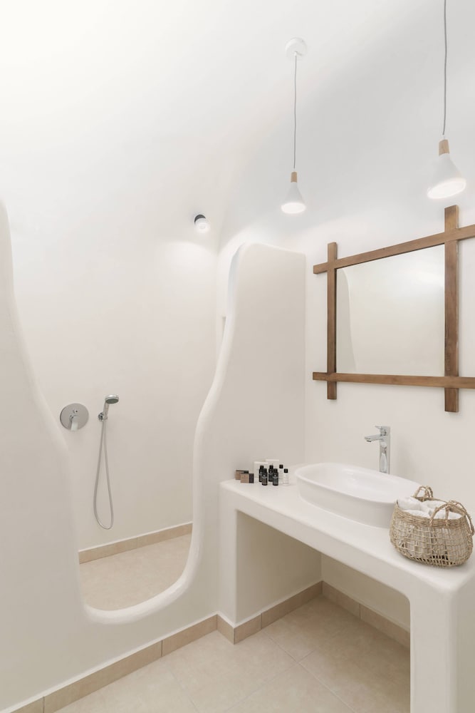 Фото Thallos Cave House and Apartments