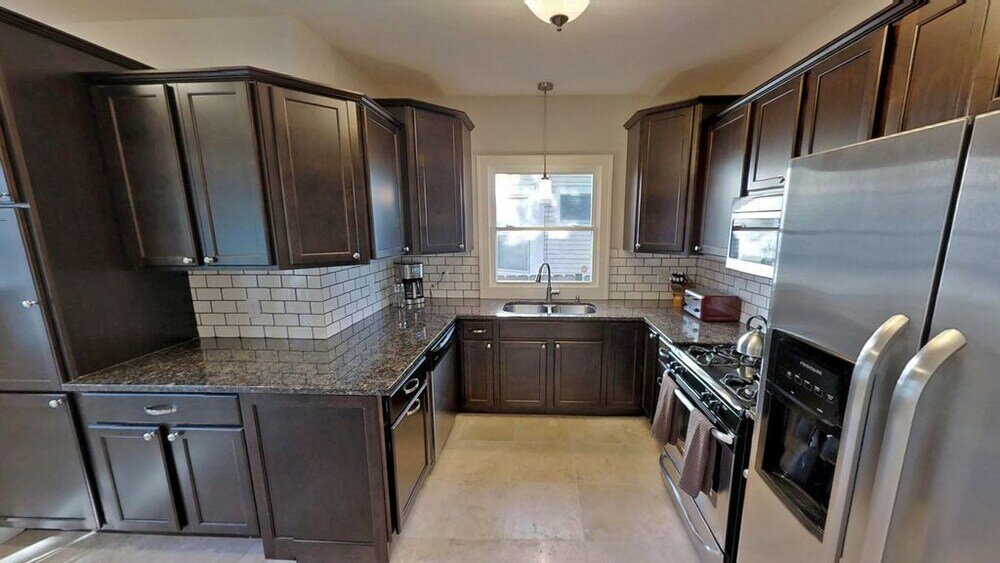 Фото Uptown Jewel