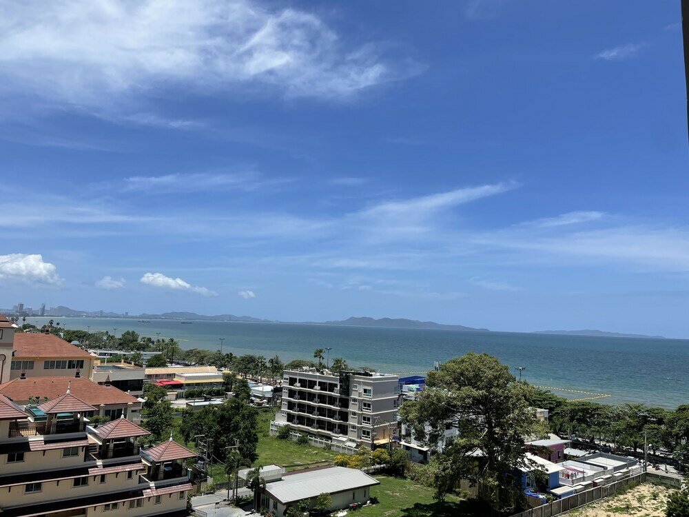 Фото Copacabana Jomtien Beach Condo