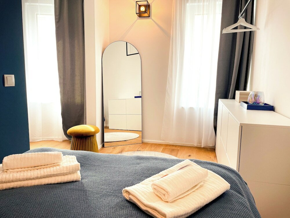 Фото Vienna Heights Premium Apartments