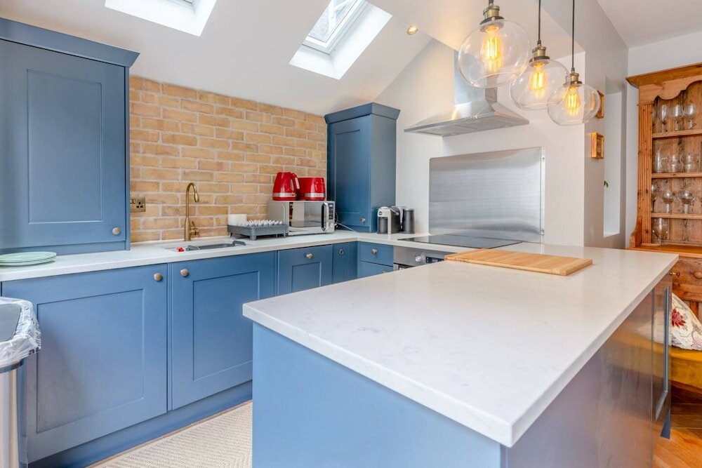 Фото Stylish 1 Bedroom Flat in Fulham With Patio