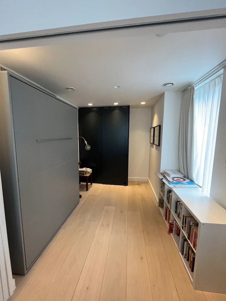 Фото Gorgeous Central London 2bd Flat - Soho