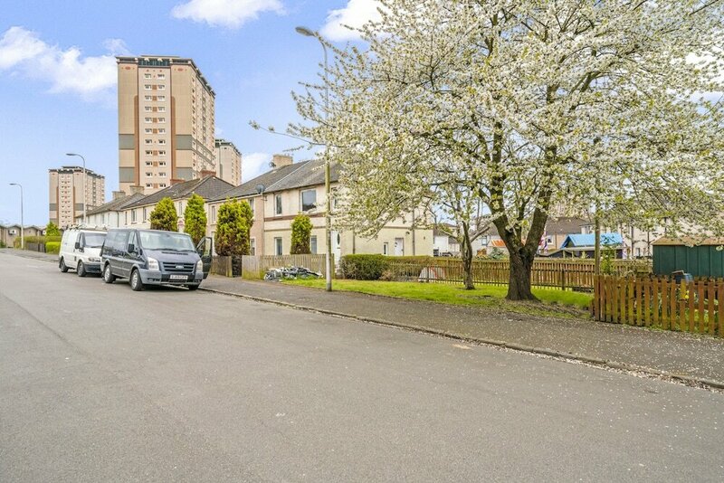 Гостиница Two Bedroom Apartment by Klass Living Serviced Accommodation Motherwell - Anderson Apartment With WiFi &Parking