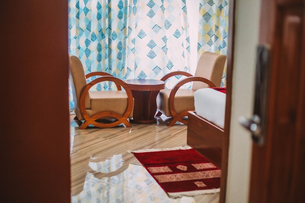 Фото Gr Comfort Hotel