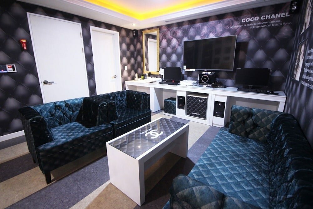 Фото Pohang Mundeok Elly