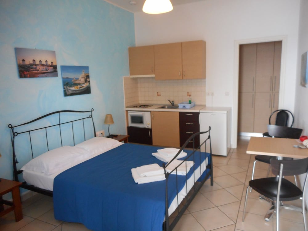 Фото Pantonia Apartments