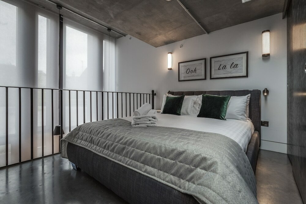 Фото Soho Lofts by Q Apartments