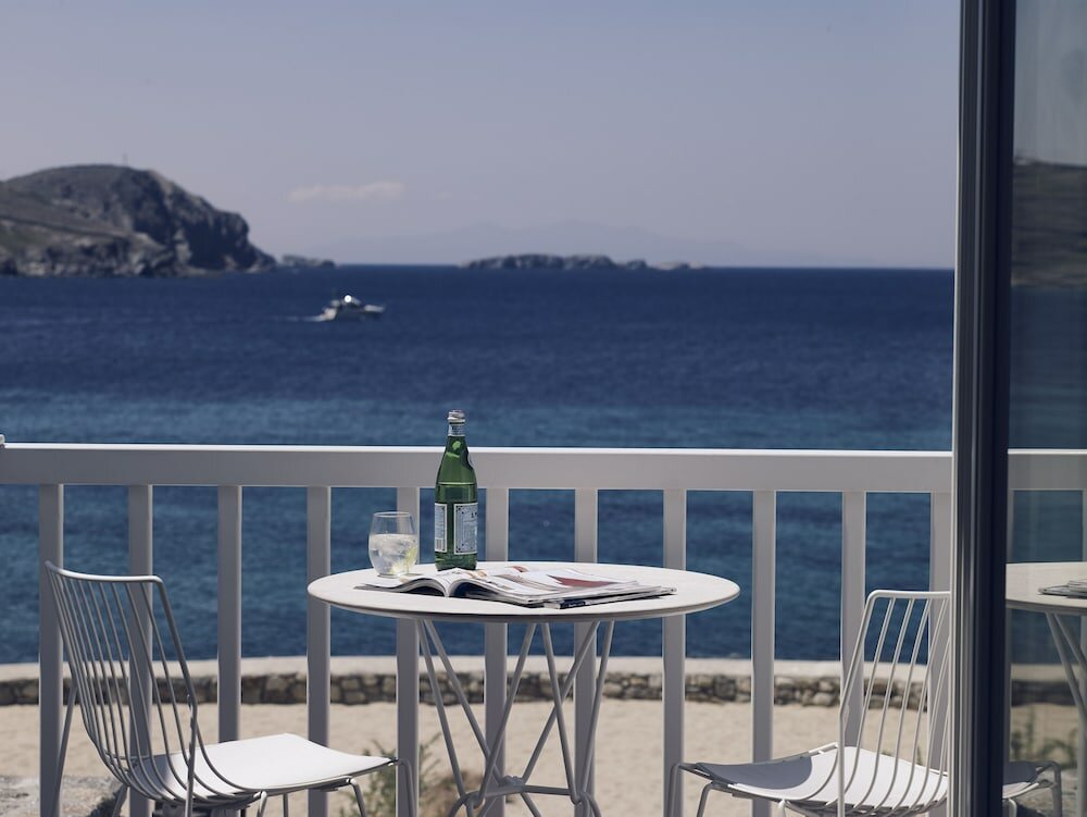 Фото Bill & Coo Coast Suites - Adults Only