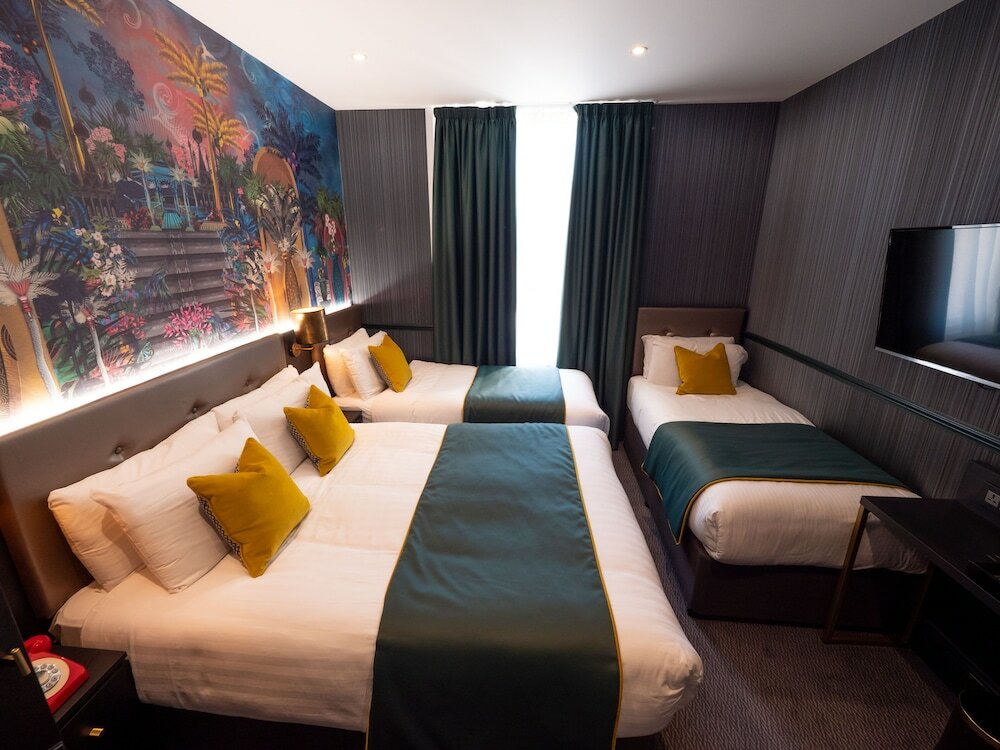 Фото Hyde Park Green