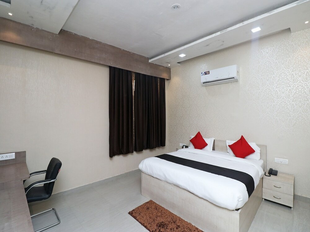 Фото Capital O 30857 The Kd Resort