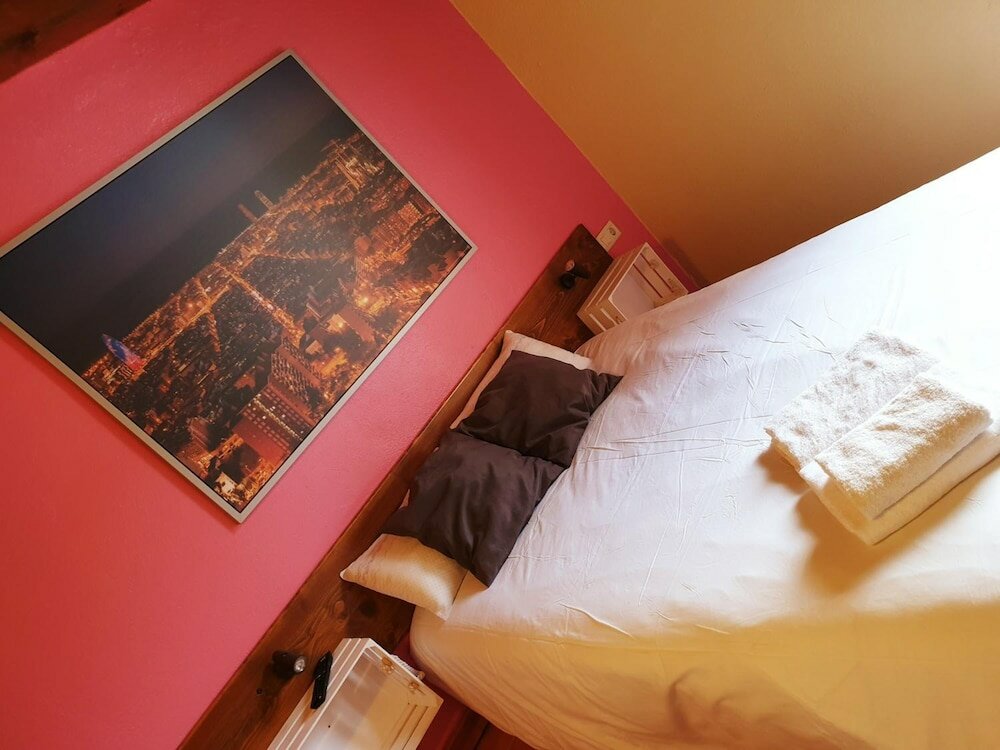 Фото Hostal Ruso