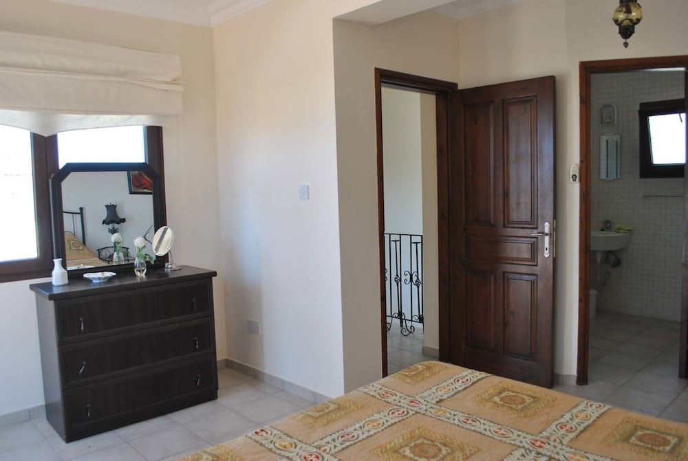 Фото Villa Sunset 4 by Amy Villas