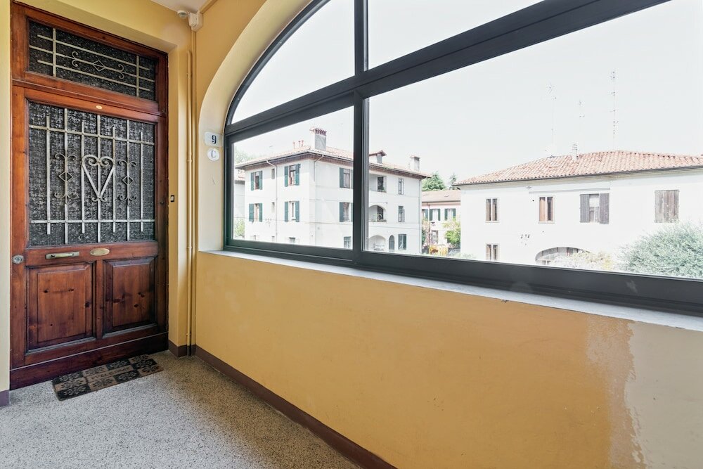 Фото Prato della Valle Roomy Flat