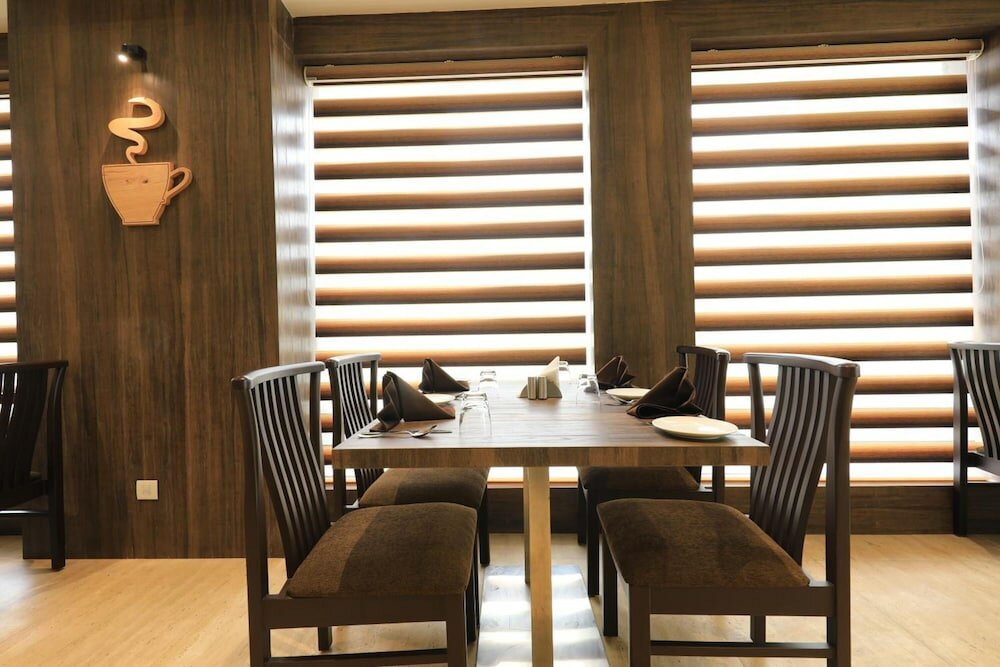 Фото Отель The Byke Suraj Club