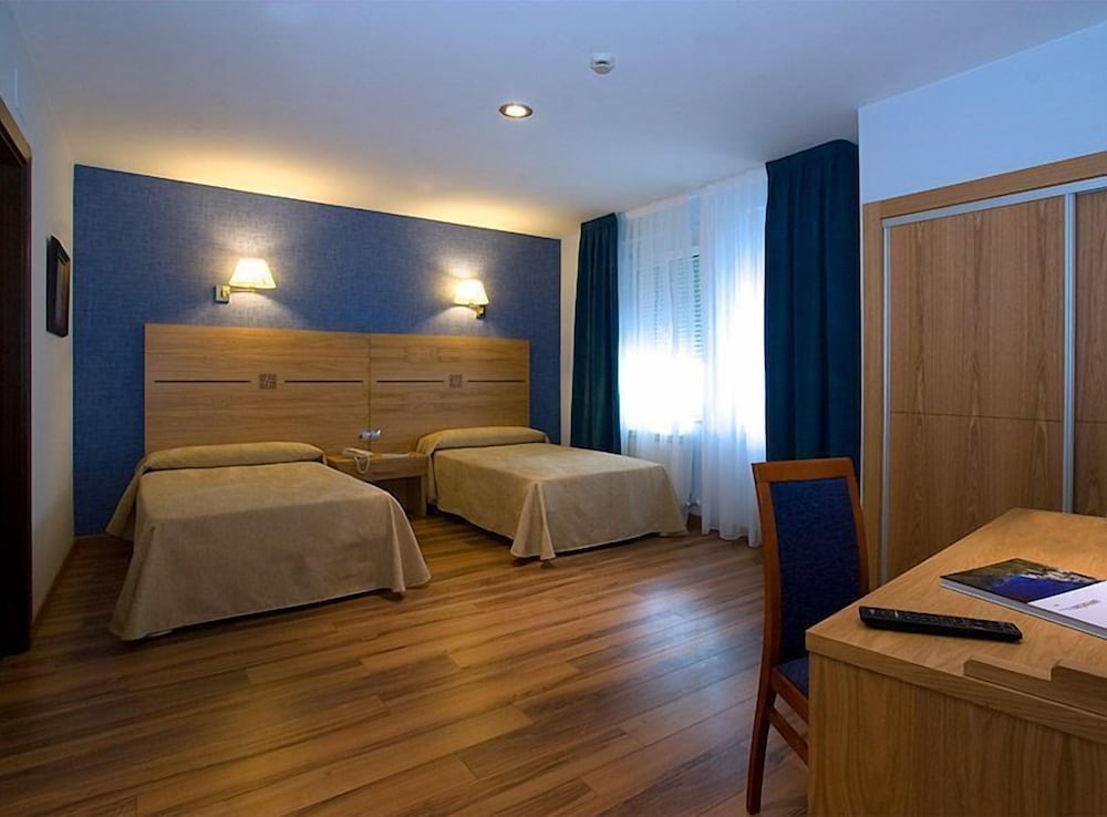 Фото Hotel La Serrana