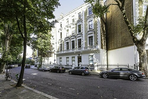 Notting Hill Charm: Central 2-bed Gem