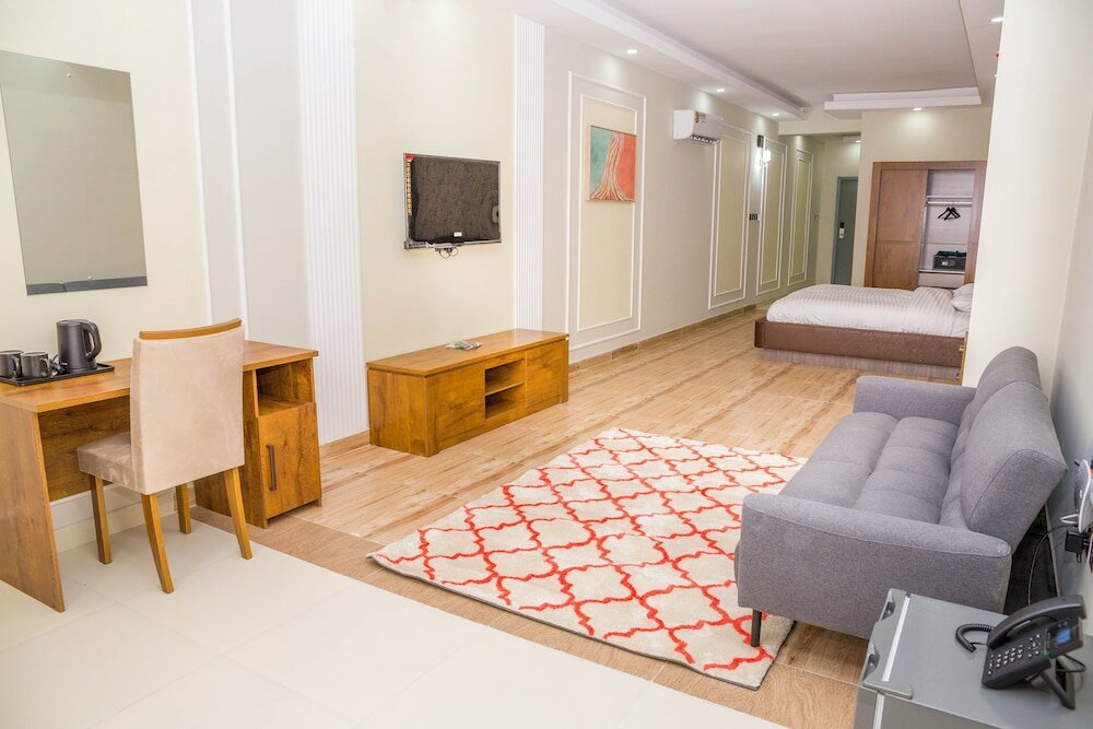 Фото Ittin Plaza Hotel