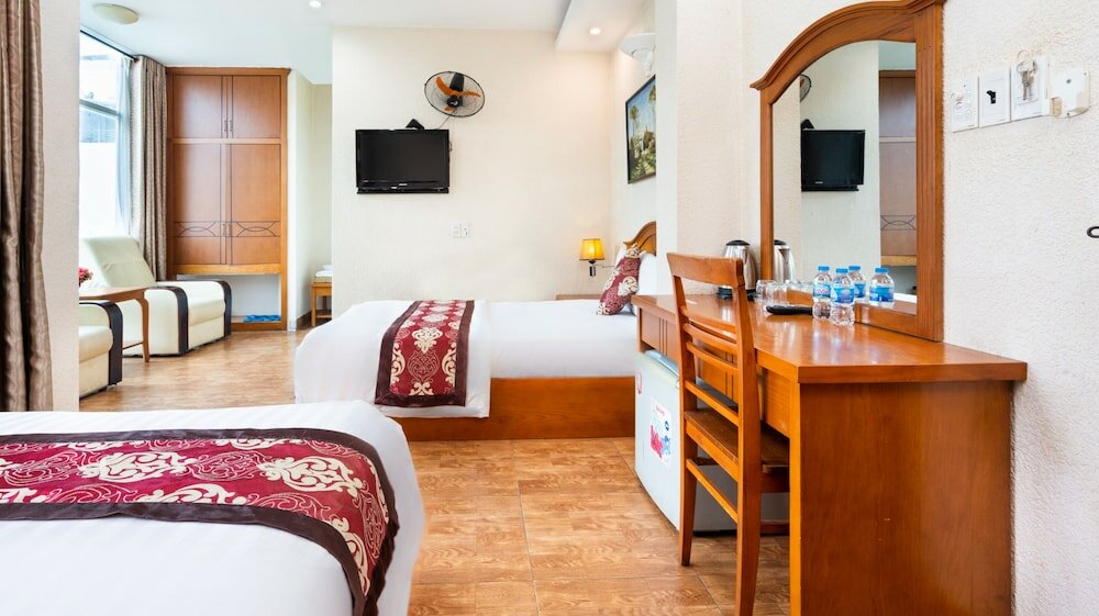 Фото Queen Hotel Saigon Airport