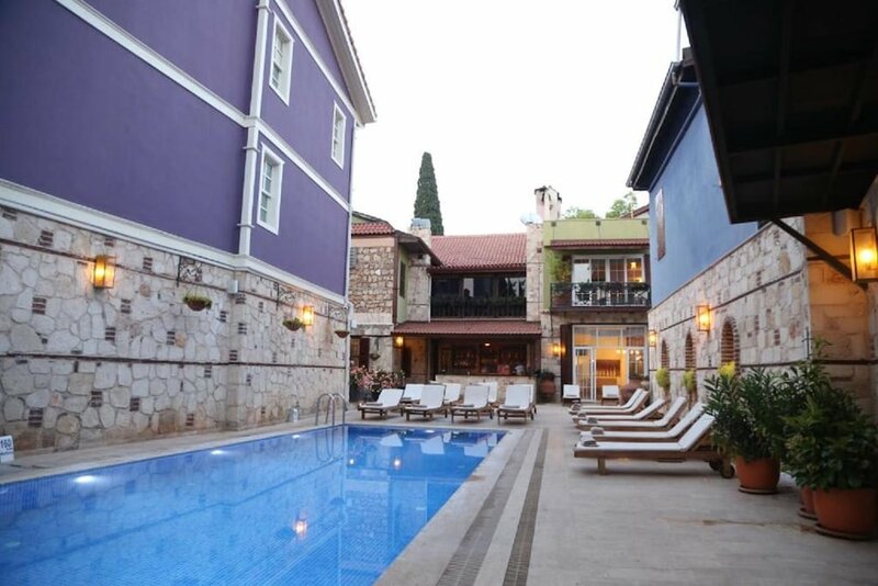 Апартаменты Exceptional Studio Flat with Pool Emp303 в Муратпаше