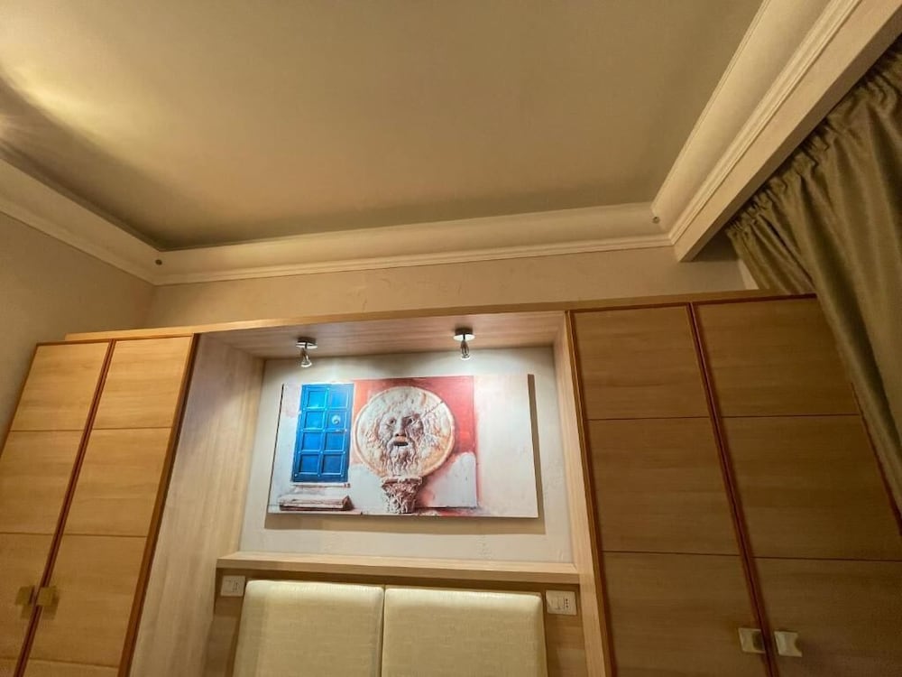 Фото S. P. Q. R. Suite