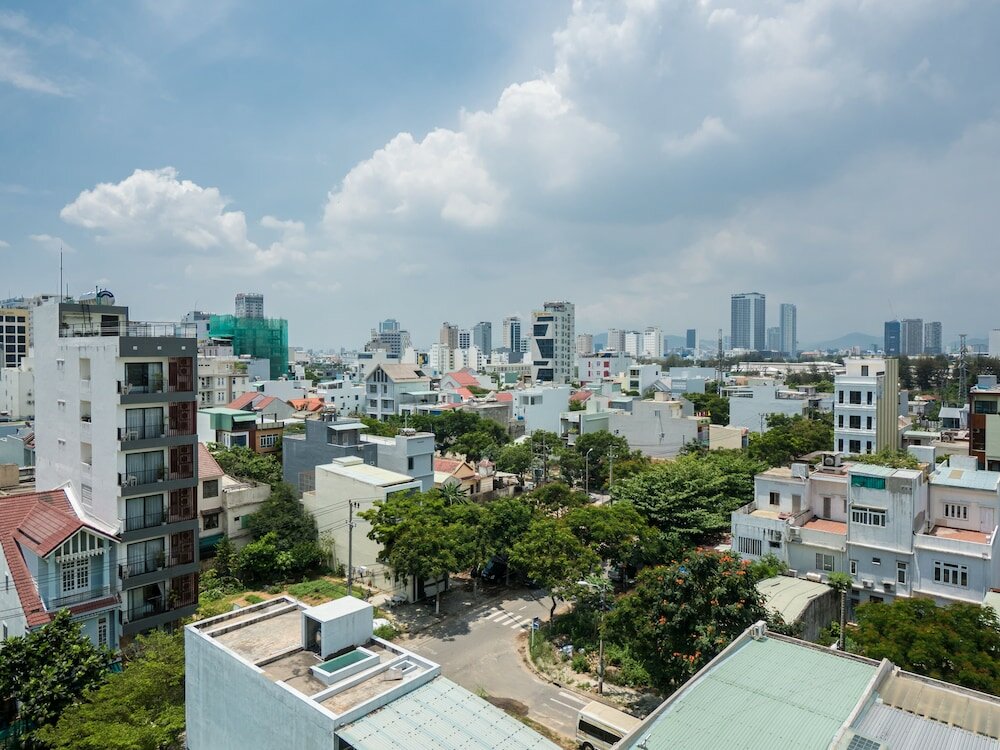Фото Hanoi Blue Hotel - The Water Front